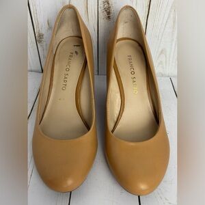 Franco Sarto‎ Helio Wedge Wood Heels Slip On Classic Pump Leather 6M Camel Nude